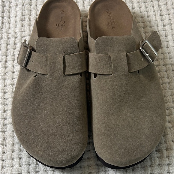 Universal Thread Tan Mules - Picture 7 of 7